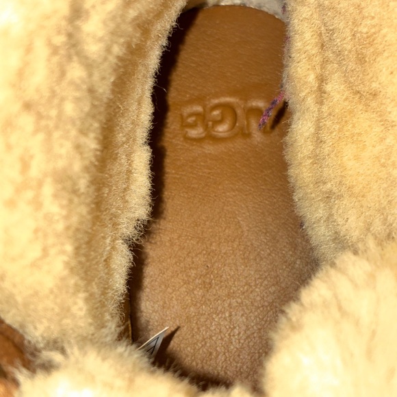 UGG Women's Beven Suede Boots Sz 8 - Picture 6 of 14